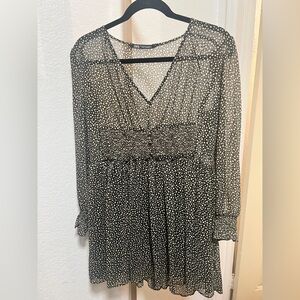 Zara Black and White Long Sleeve Dress